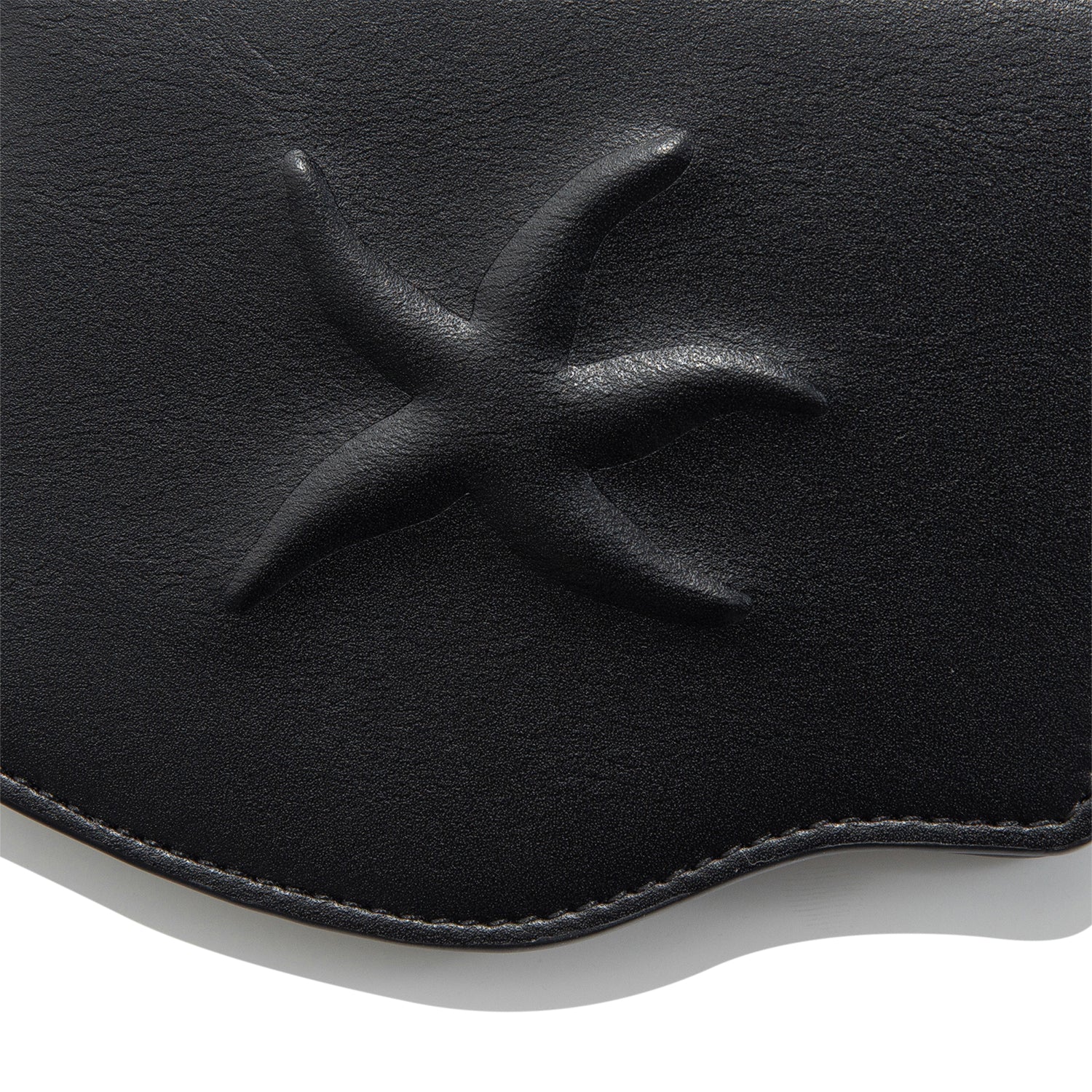 TCM embossed starfish wave wallet