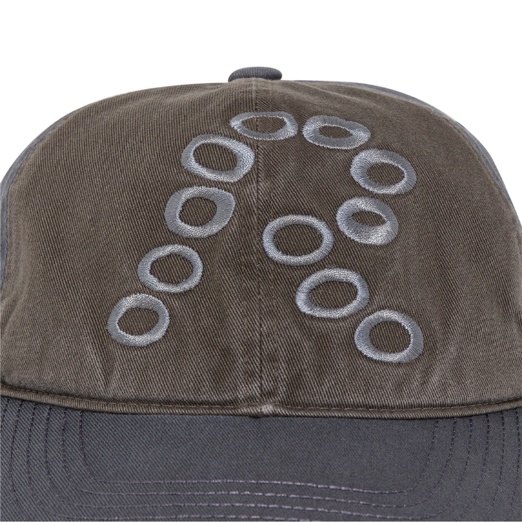 TCM dot r cap
