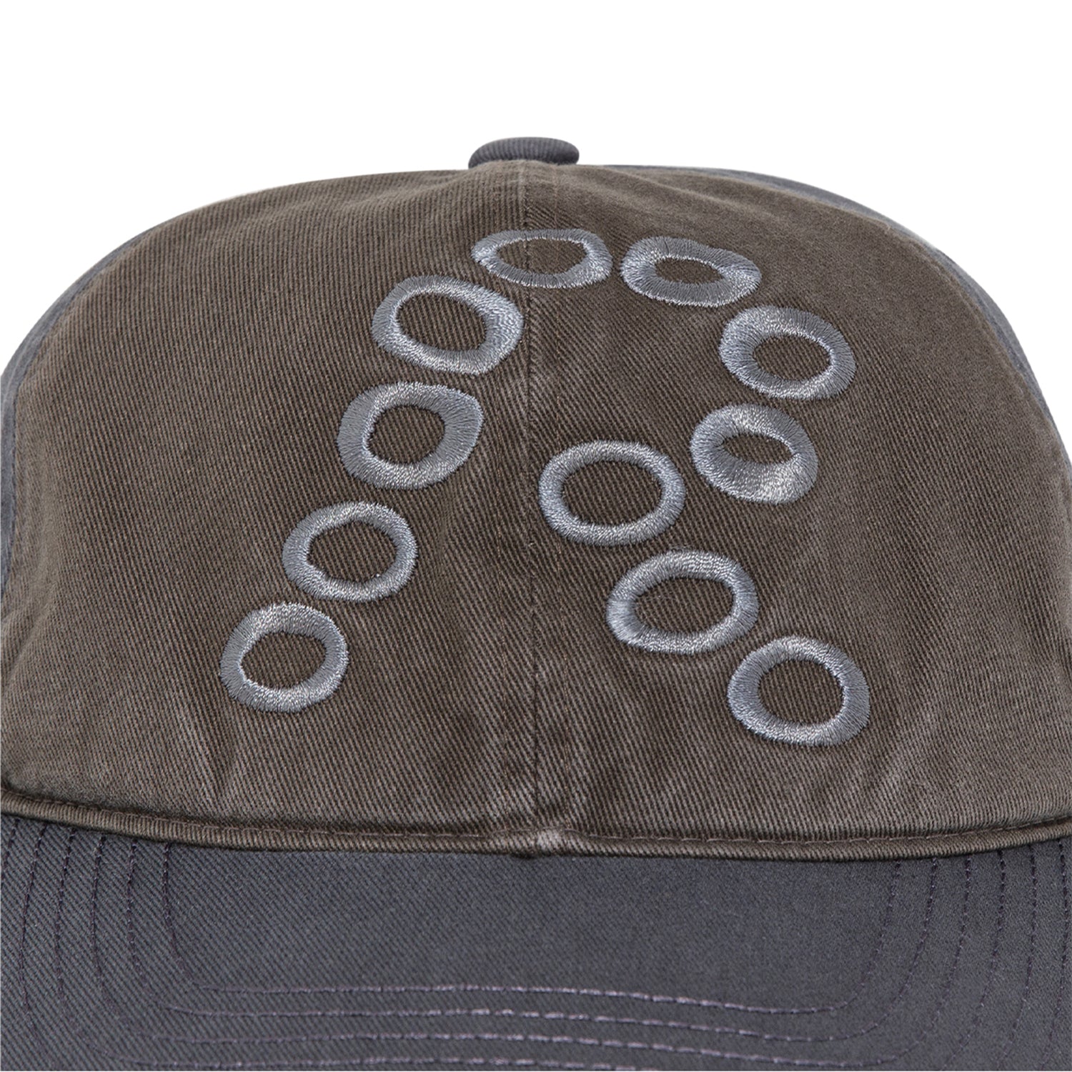 TCM dot r cap