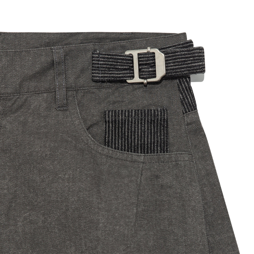 TCM pin stripe stitch half pants