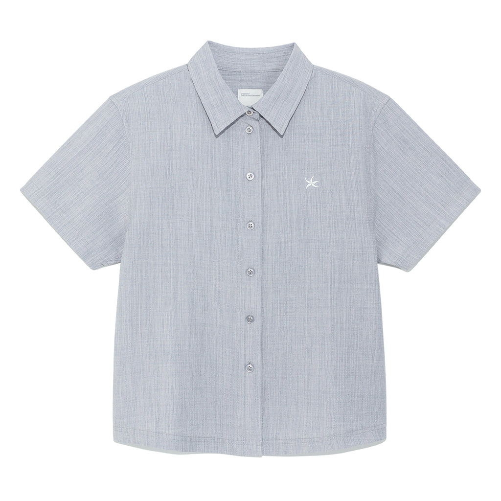 (w) TCM mini logo textured half shirt